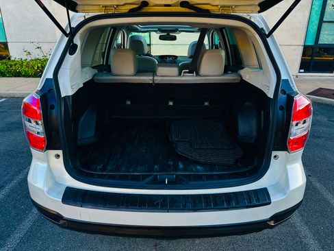 Used 2014 Subaru Forester 2.5i Limited AWD/4WD image 17