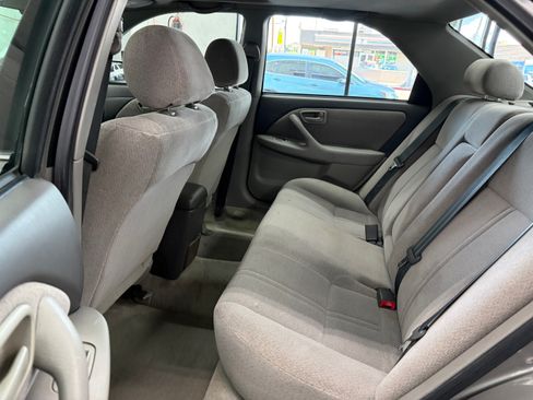 Used 2001 Toyota Camry LE FWD image 11