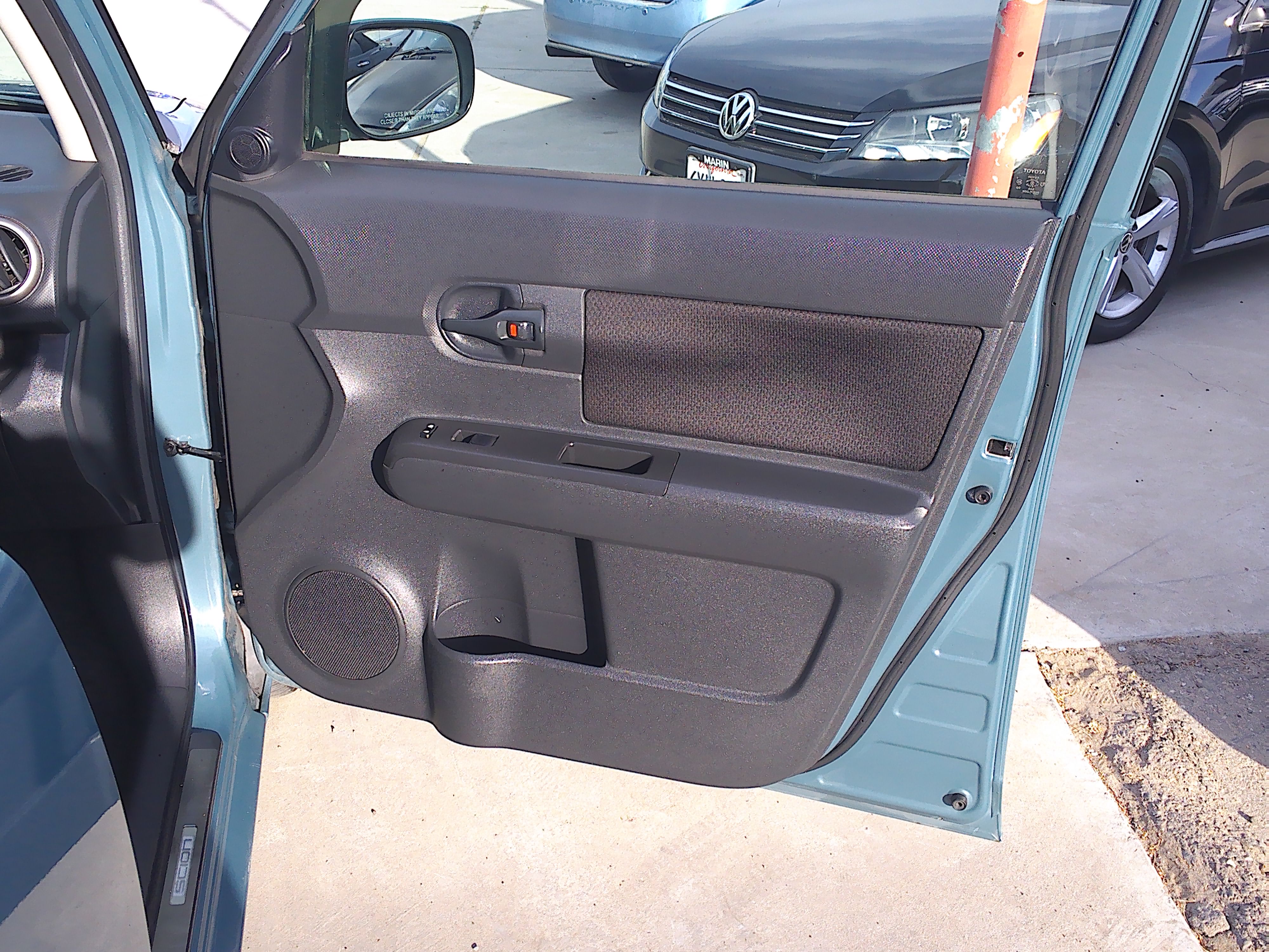 Used 2008 Scion xB FWD image 11