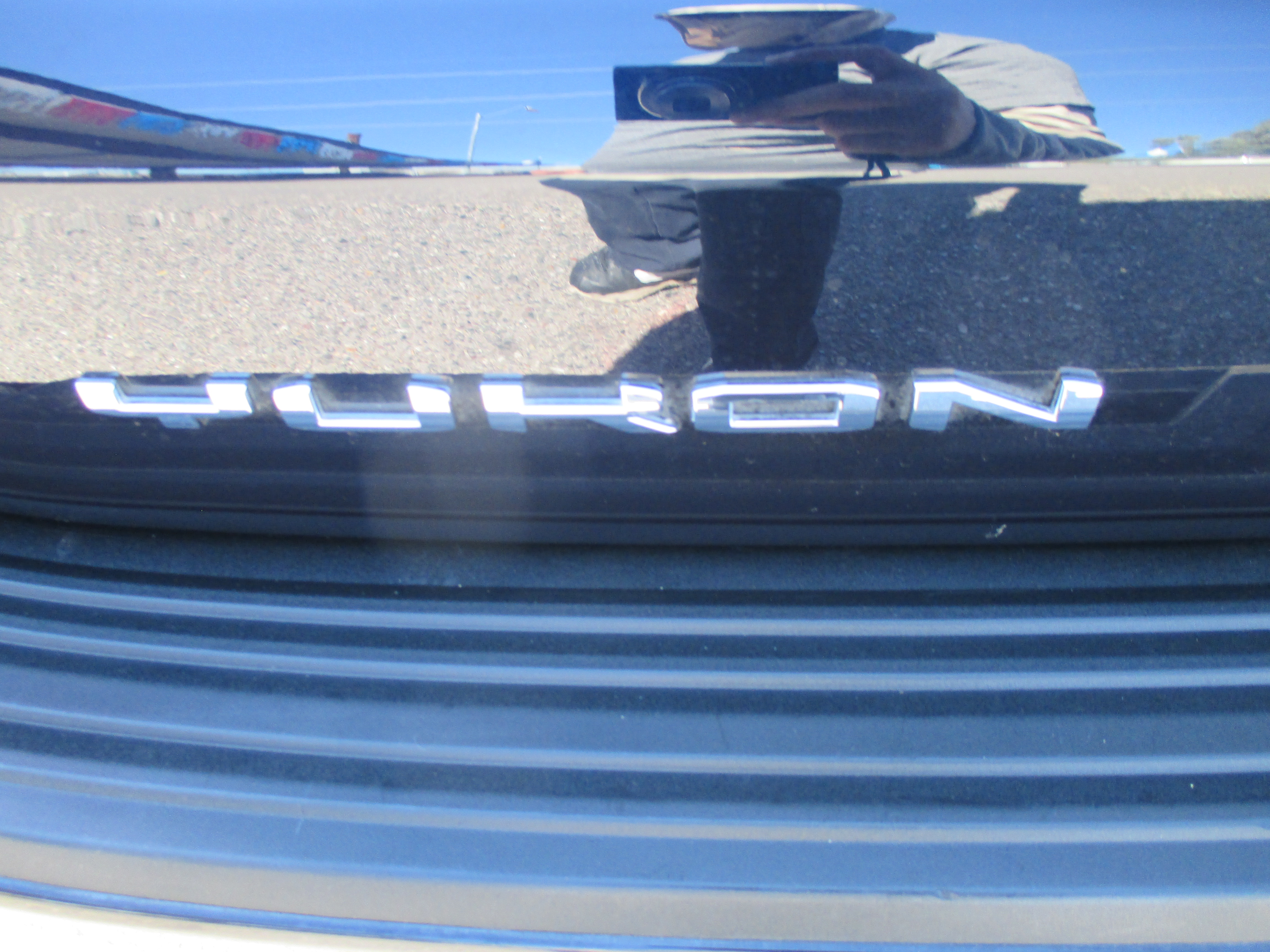 Used 2022 GMC Yukon 4WD Denali Ultimate image 17