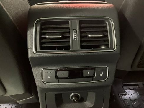Used 2018 Audi Q5 2.0T Premium Plus image 23