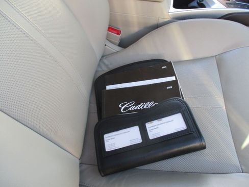 Used 2012 Cadillac SRX Luxury image 37