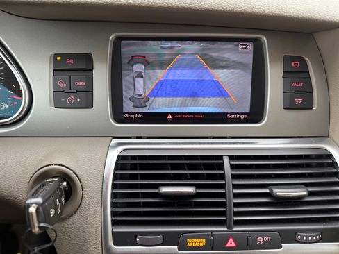 Used 2015 Audi Q7 3.0T Premium image 13
