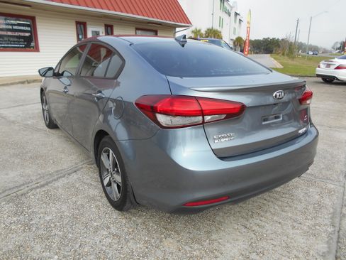 Used 2018 Kia Forte S image 5