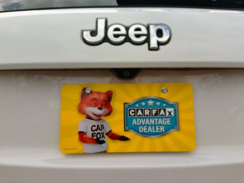 Used 2014 Jeep Grand Cherokee Overland image 16