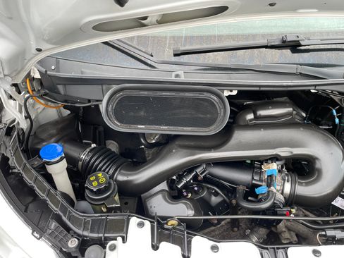 Used 2017 Ford Transit 350 image 18