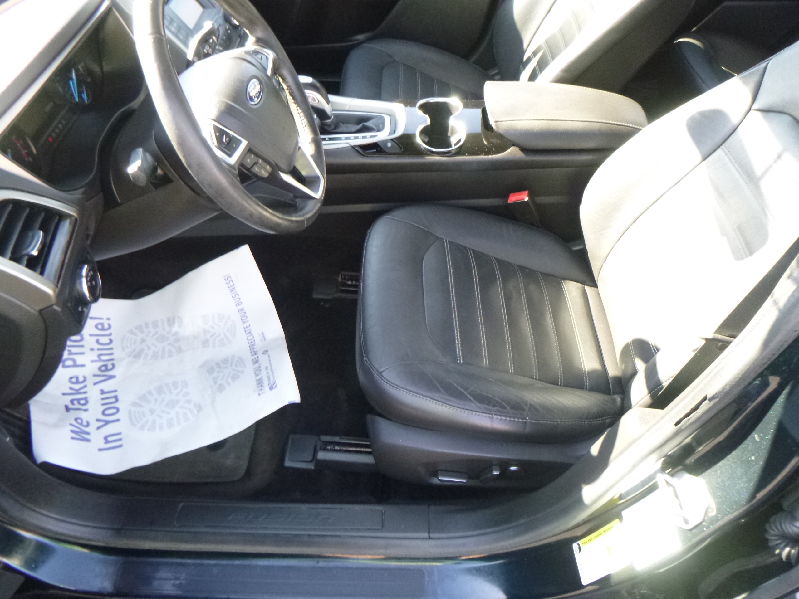 Used 2014 Ford Fusion SE FWD image 13