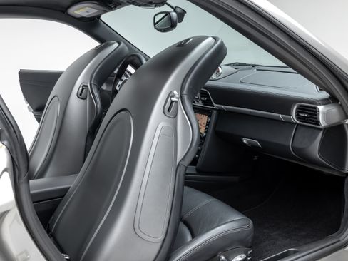 Used 2012 Porsche 911 Turbo AWD/4WD image 30