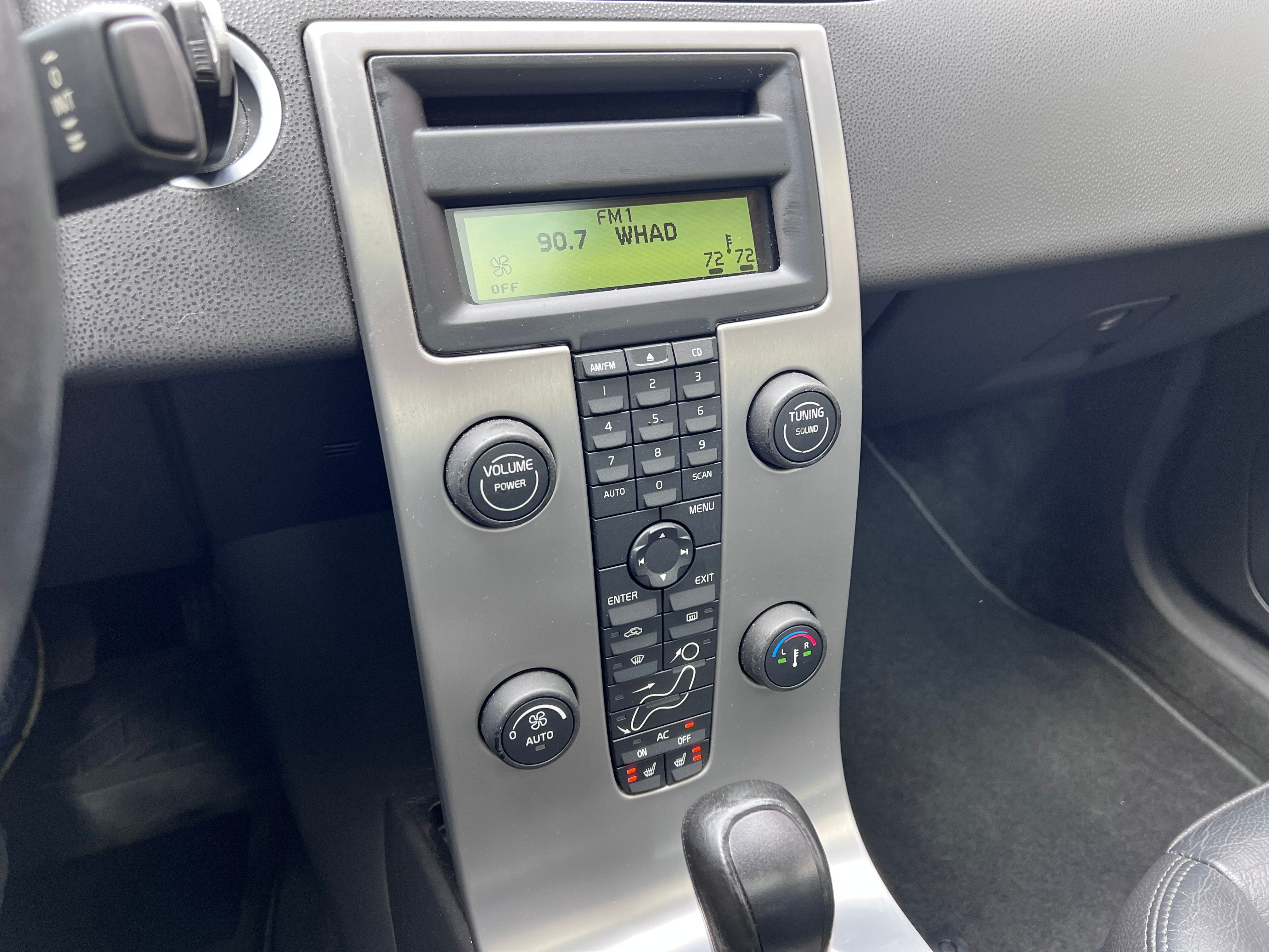Used 2005 Volvo S40 T5 AWD image 8