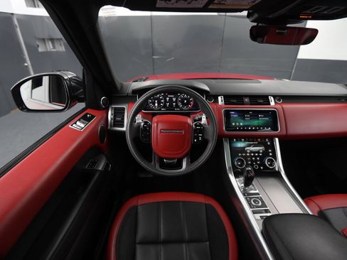 Used 2020 Land Rover Range Rover Sport HST image 23