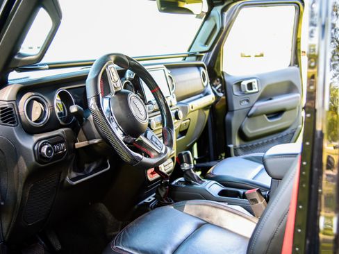 Used 2020 Jeep Wrangler Unlimited Rubicon 392 image 15