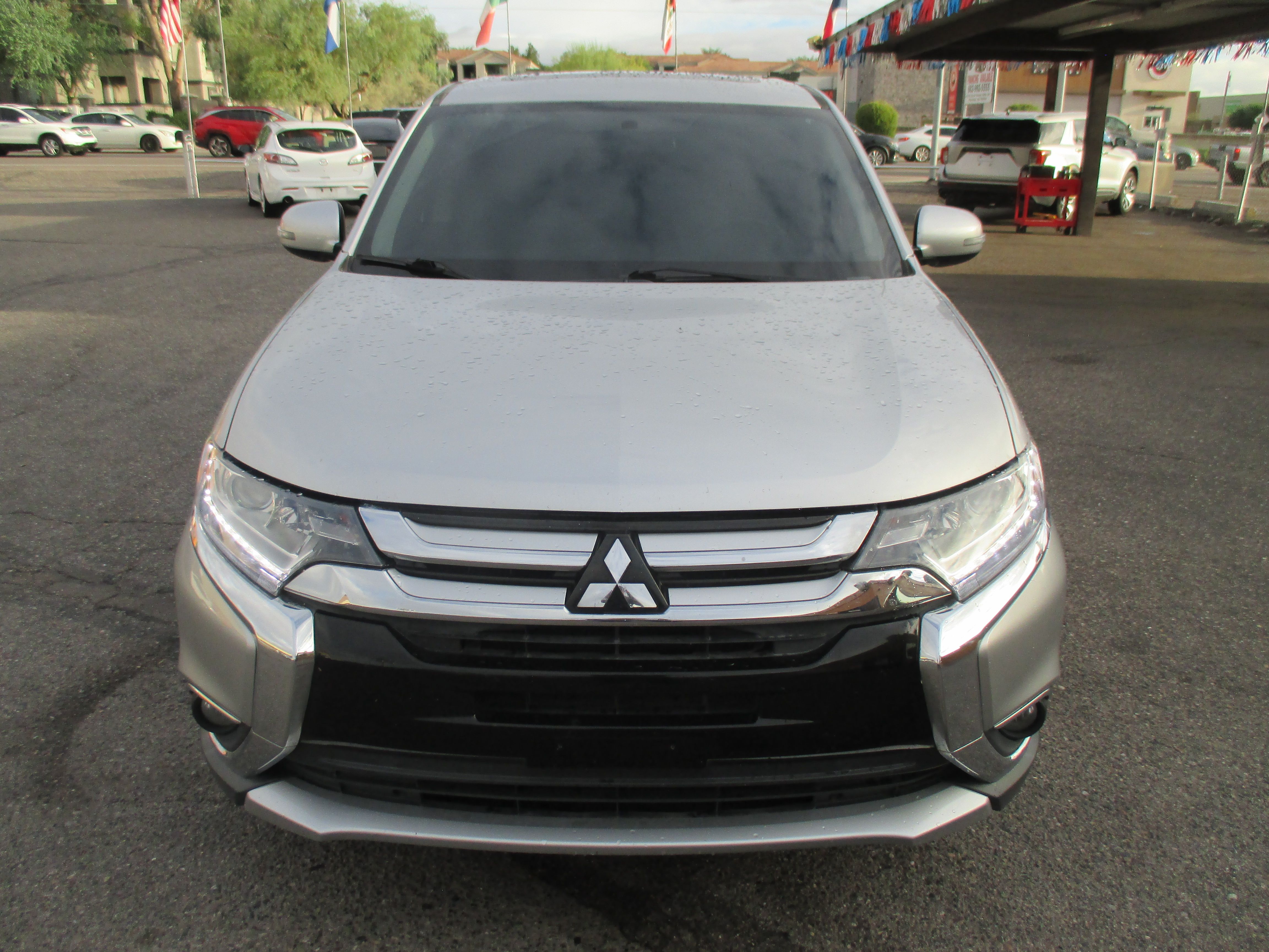 Used 2018 Mitsubishi Outlander SE w/ Tech Package FWD image 19