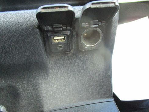 Used 2014 MAZDA MAZDA5 Sport FWD image 35