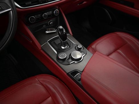 Used 2019 Alfa Romeo Stelvio Ti image 25
