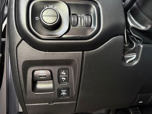 Used 2025 RAM 1500 4x4 Crew Cab RHO image 20