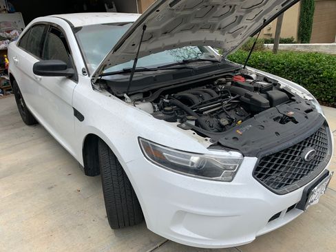 Used 2016 Ford Taurus Police Interceptor FWD image 16