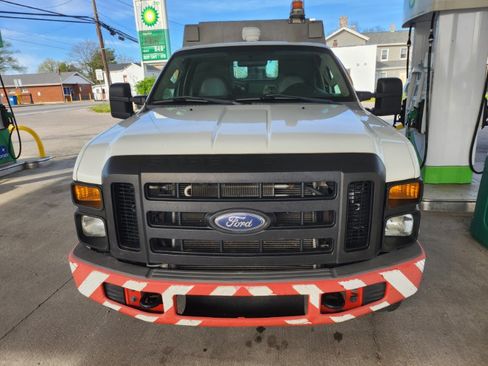 Used 2008 Ford F350 XL image 10