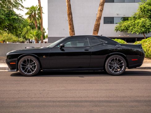 Used 2020 Dodge Challenger R/T Scat Pack image 2