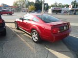 Used 2008 Ford Mustang image 2