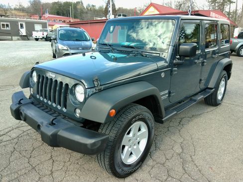 Used 2017 Jeep Wrangler Unlimited Sport S image 8