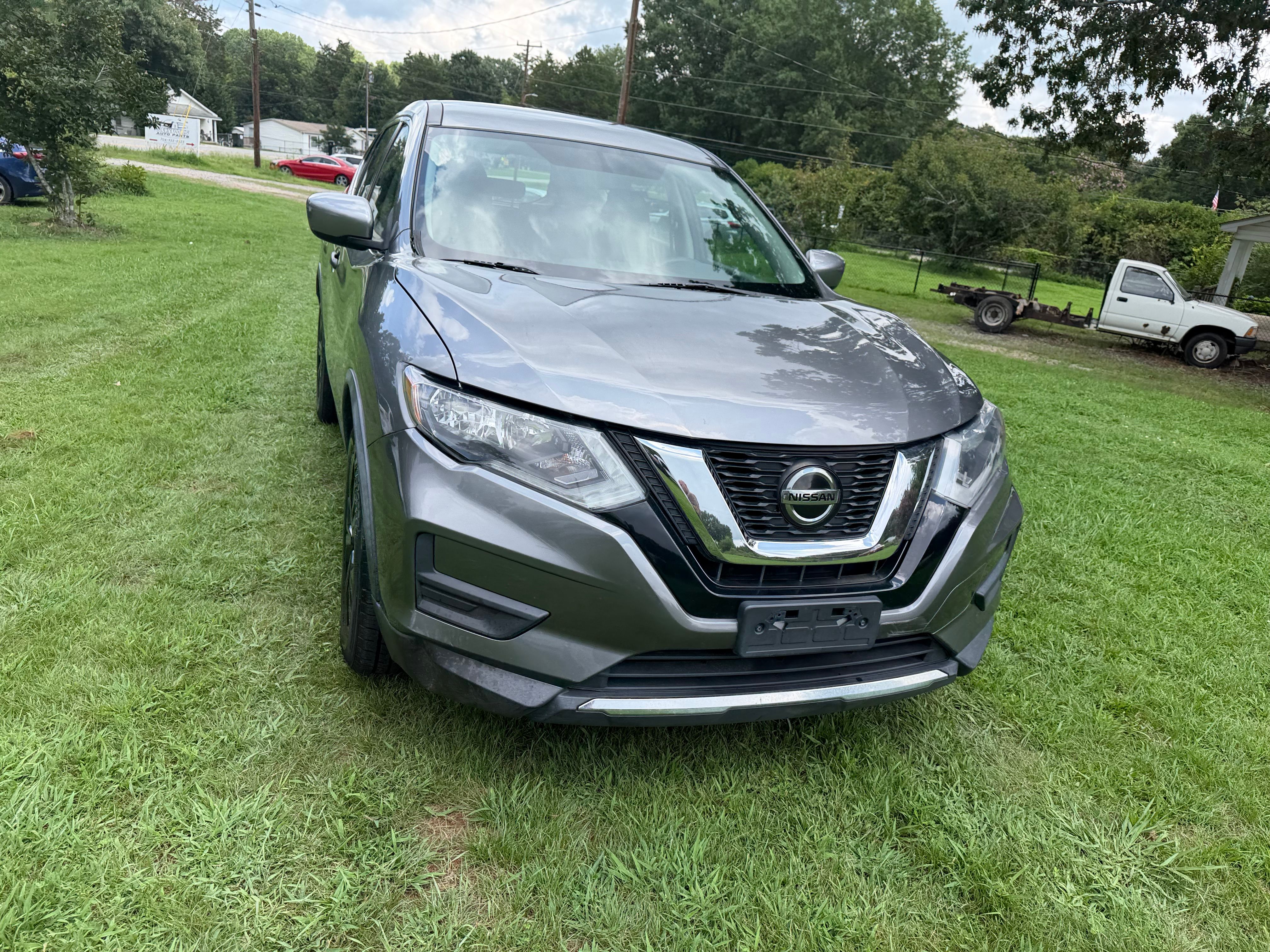 Used 2018 Nissan Rogue AWD image 10