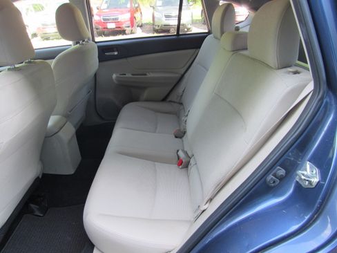 Used 2013 Subaru XV Crosstrek 2.0i Premium AWD/4WD image 17