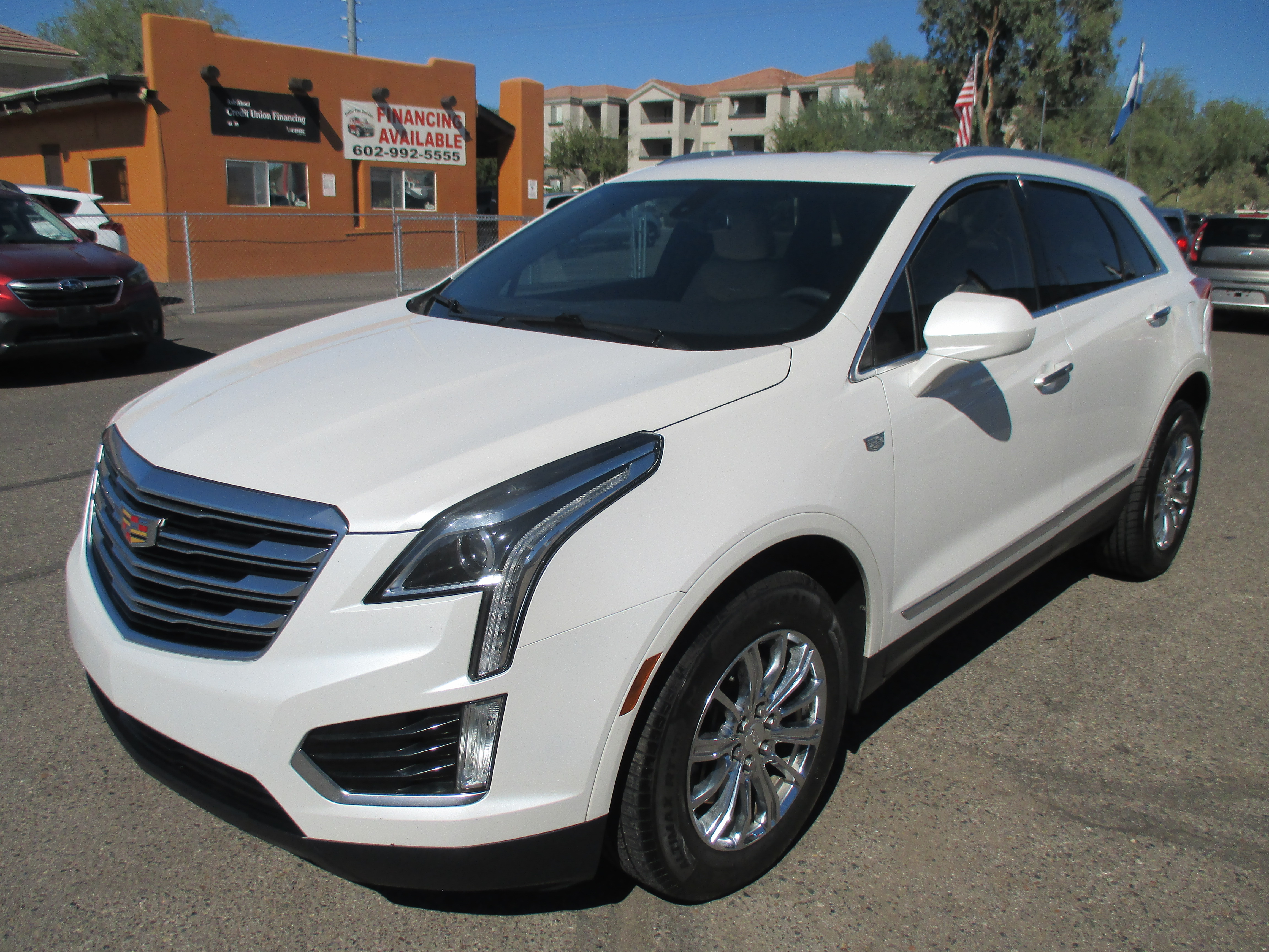 Used 2017 Cadillac XT5 Luxury Sport Utility 4D FWD image 17