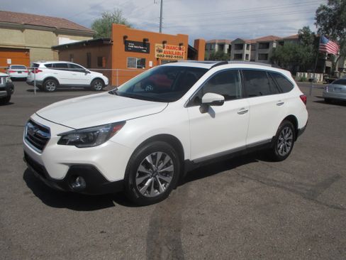 Used 2018 Subaru Outback 2.5i Touring AWD/4WD image 15