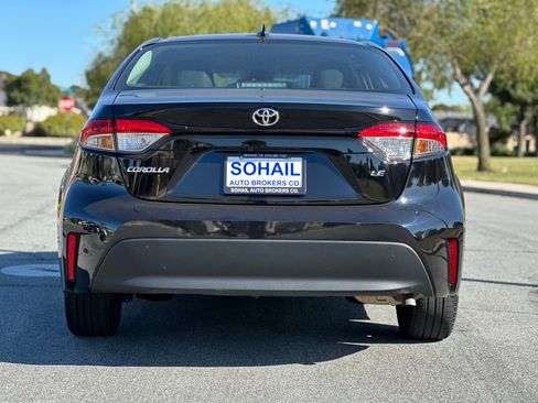 Used 2024 Toyota Corolla LE image 8