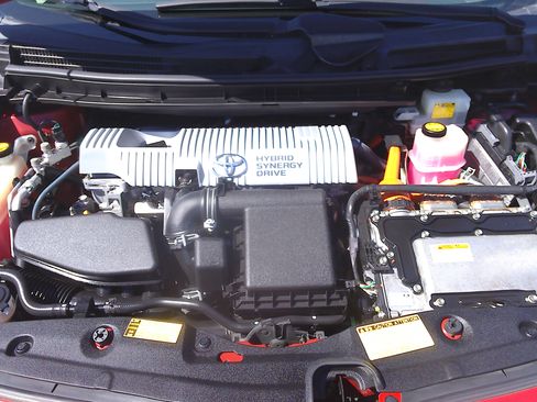 Used 2010 Toyota Prius One image 39