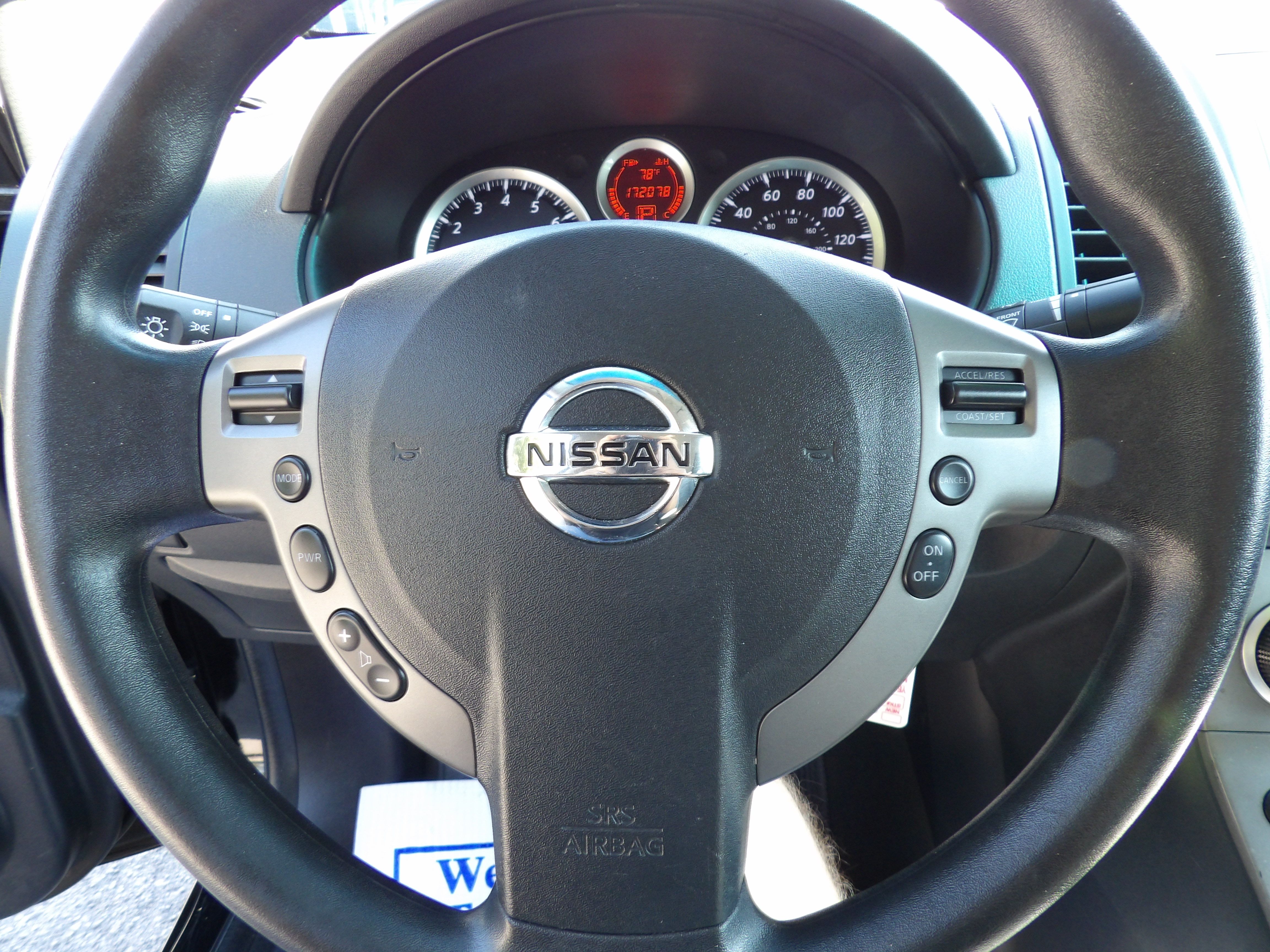 Used 2011 Nissan Sentra Sedan FWD image 8