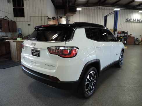 Used 2023 Jeep Compass 4WD Limited image 21