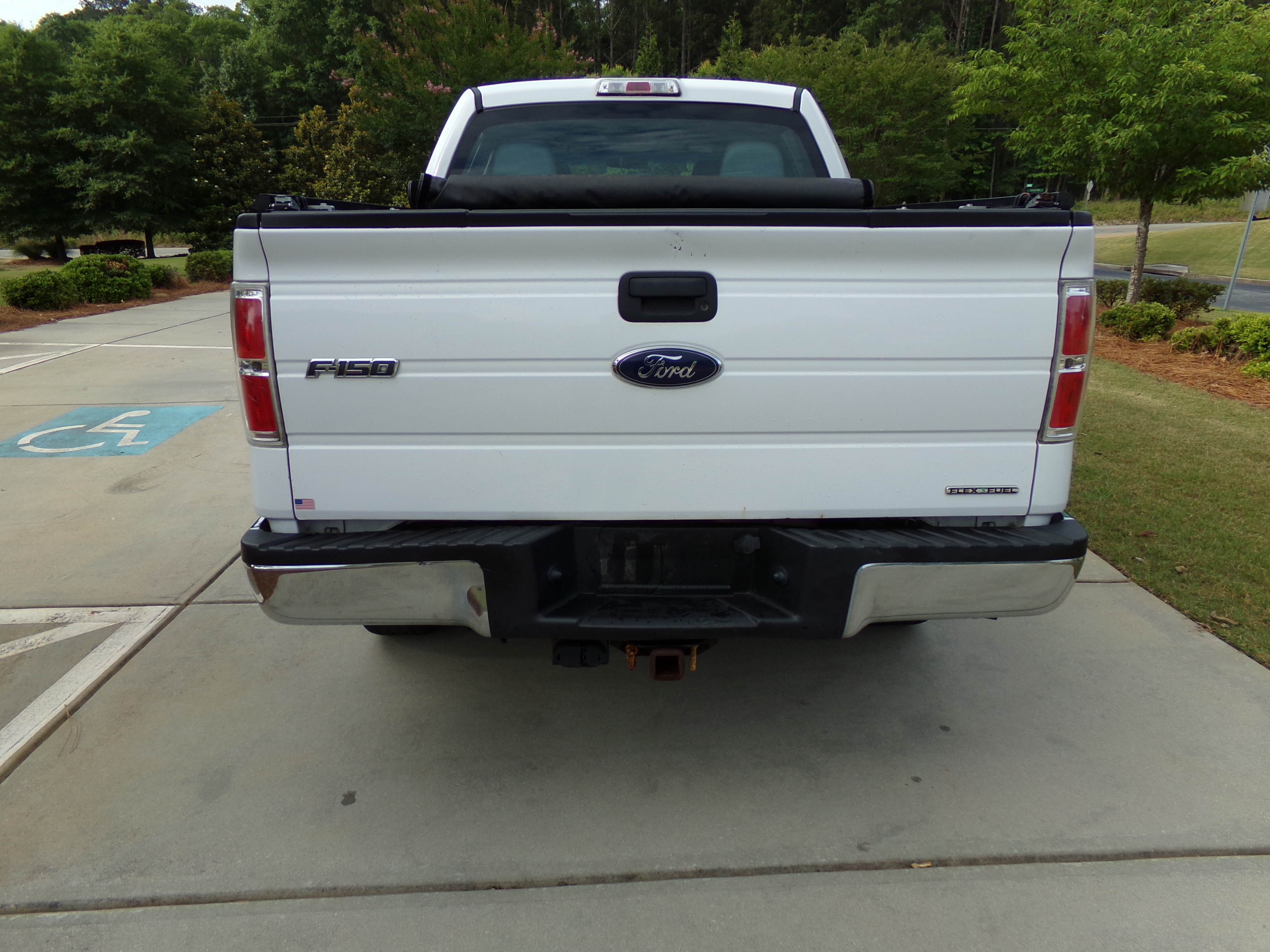 Used 2014 Ford F150 4x4 SuperCrew image 3