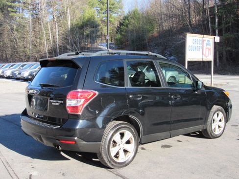 Used 2015 Subaru Forester 2.5i Limited AWD/4WD image 8