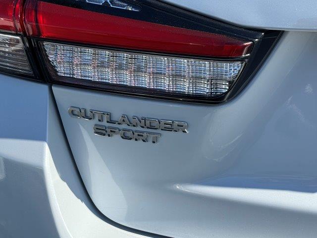Used 2022 Mitsubishi Outlander Sport SE FWD image 21