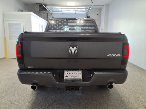 Used 2015 RAM 1500 Express AWD/4WD image 5