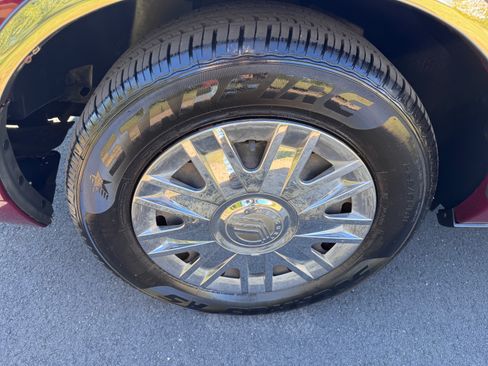 Used 2005 Mercury Grand Marquis GS image 23