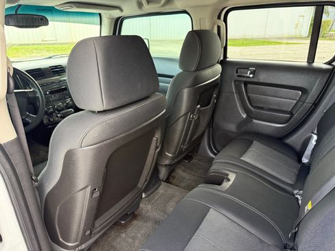 Used 2006 HUMMER H3 image 18