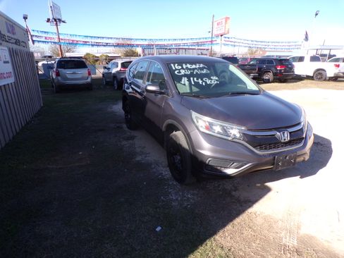 Used 2016 Honda CR-V LX image 4