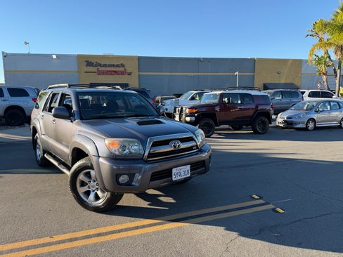 Used 2007 Toyota 4Runner Sport image 1