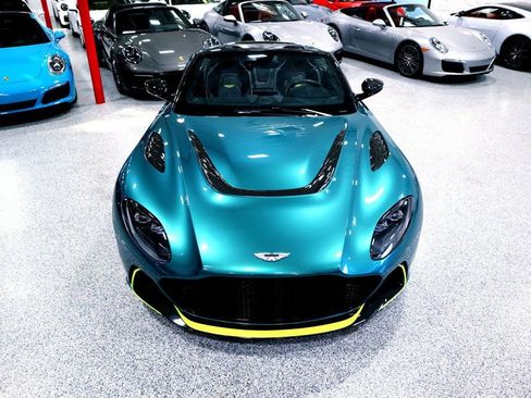 Used 2023 Aston Martin DBS image 23