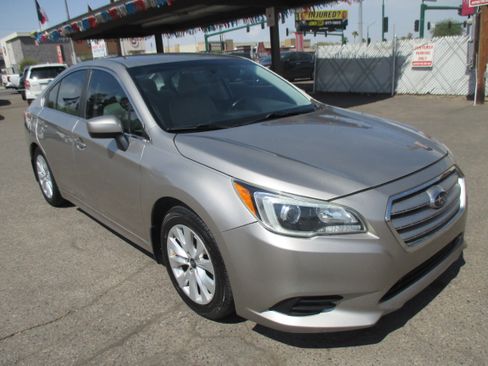 Used 2016 Subaru Legacy 2.5i Premium AWD/4WD image 3