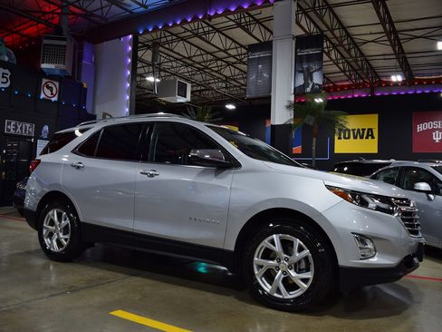 Used 2018 Chevrolet Equinox Premier image 13