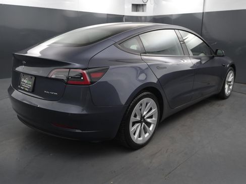 Used 2022 Tesla Model 3 Long Range image 5