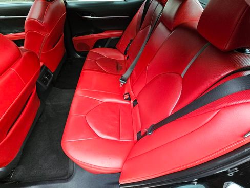 Used 2021 Toyota Camry XSE image 18