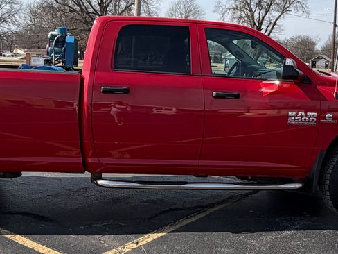 Used 2017 RAM 2500 Tradesman image 7