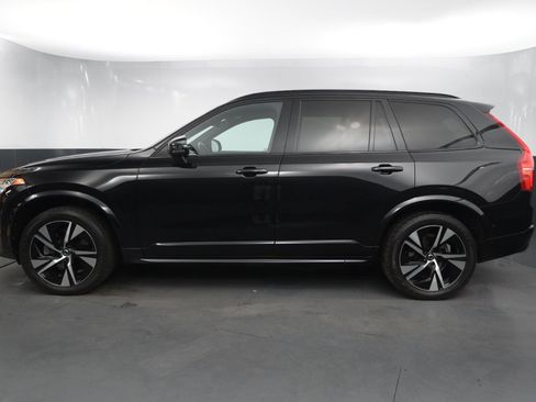 Used 2020 Volvo XC90 T6 R-Design image 2