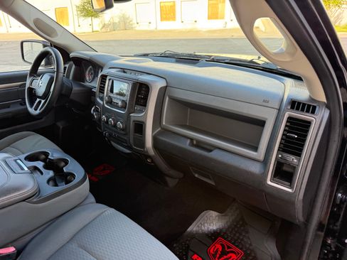 Used 2013 RAM 1500 ST RWD image 76