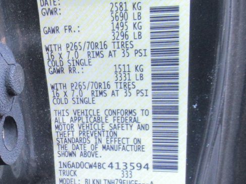 Used 2011 Nissan Frontier SV image 18