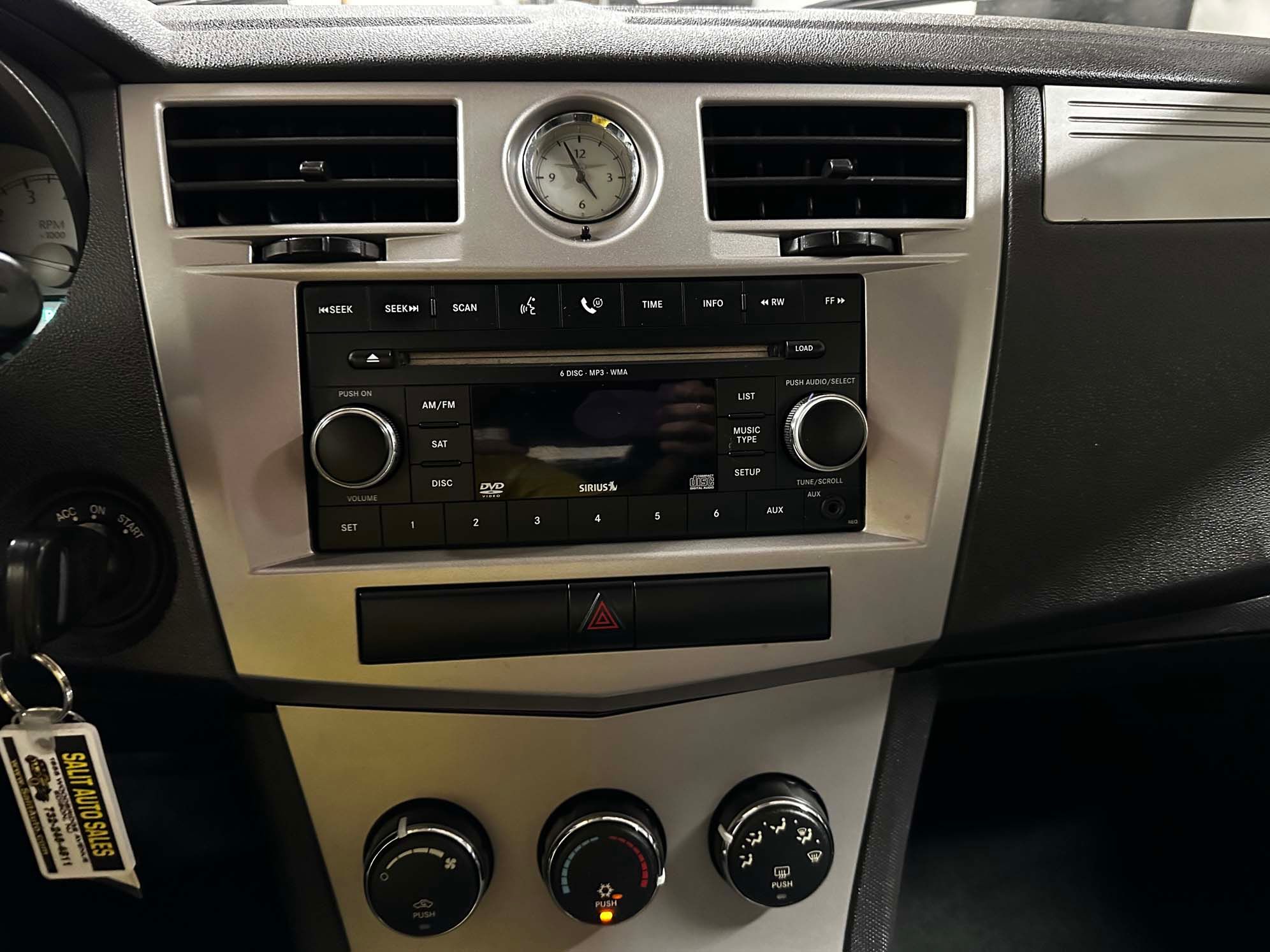 Used 2009 Chrysler Sebring LX FWD image 8